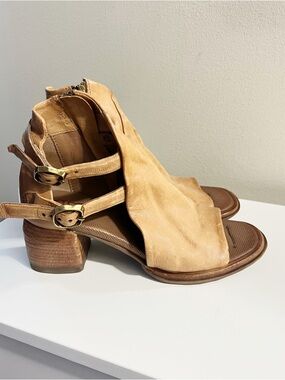 A.S.98 Naldo Leather Zipper Heeled Sandals Tan Camel Size 6